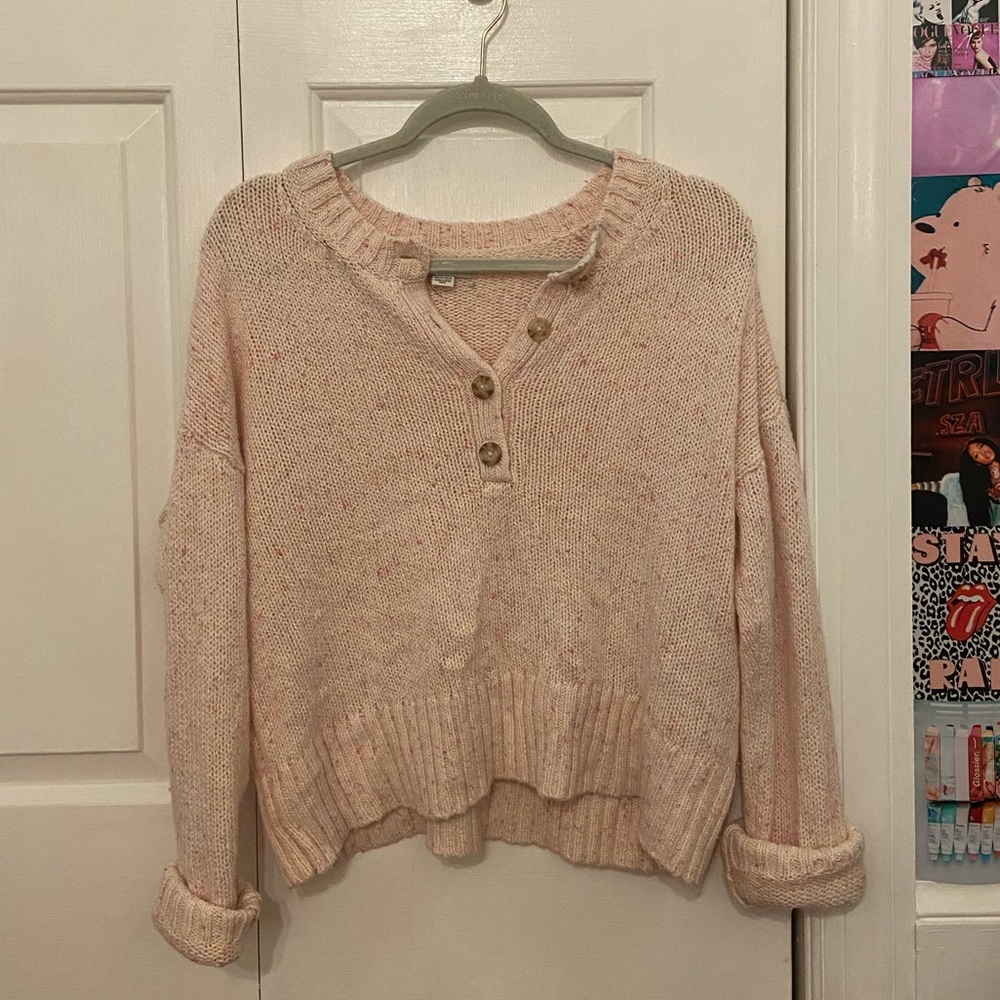 american eagle light pink sweater